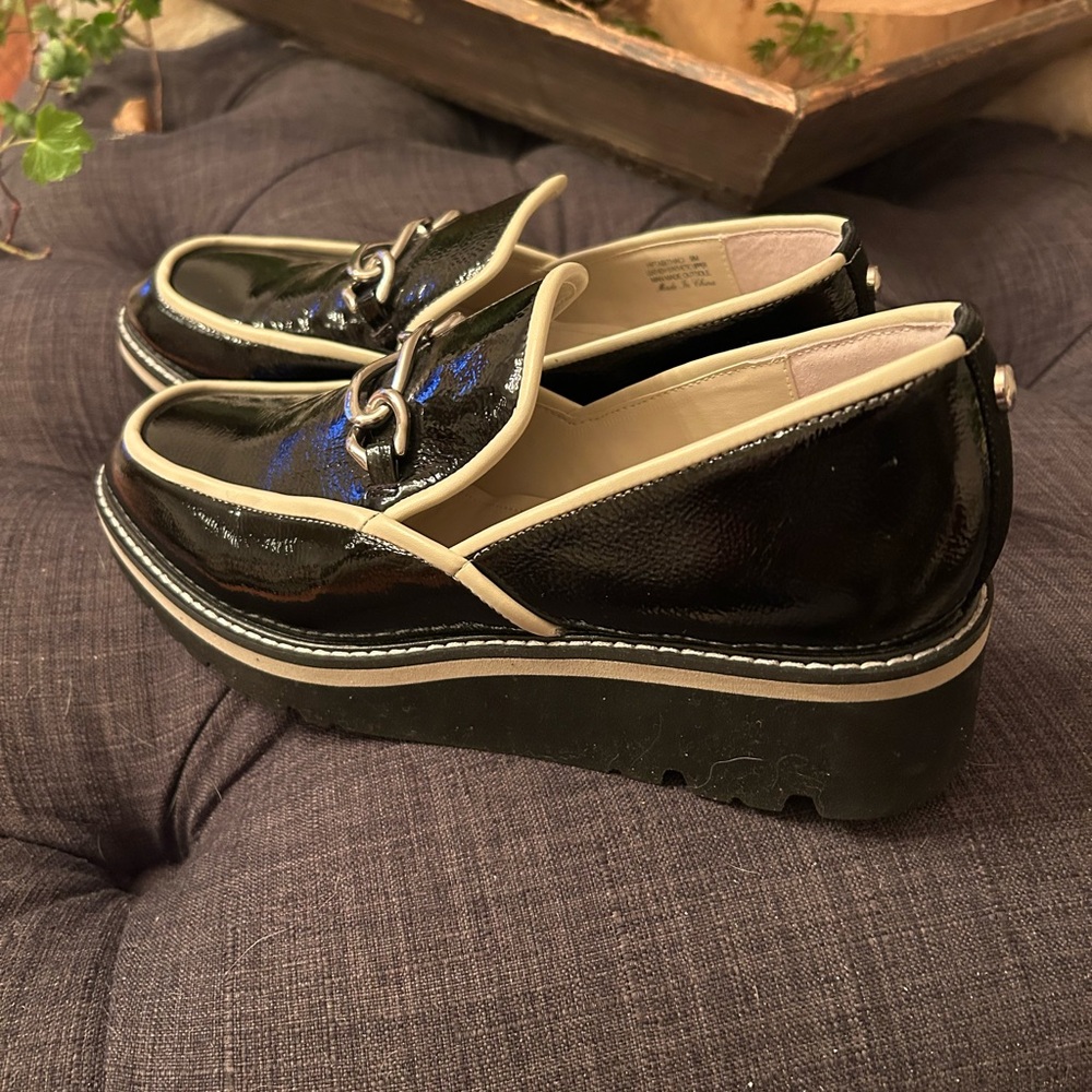 Donald J. Pliner Black and Cream Wedges